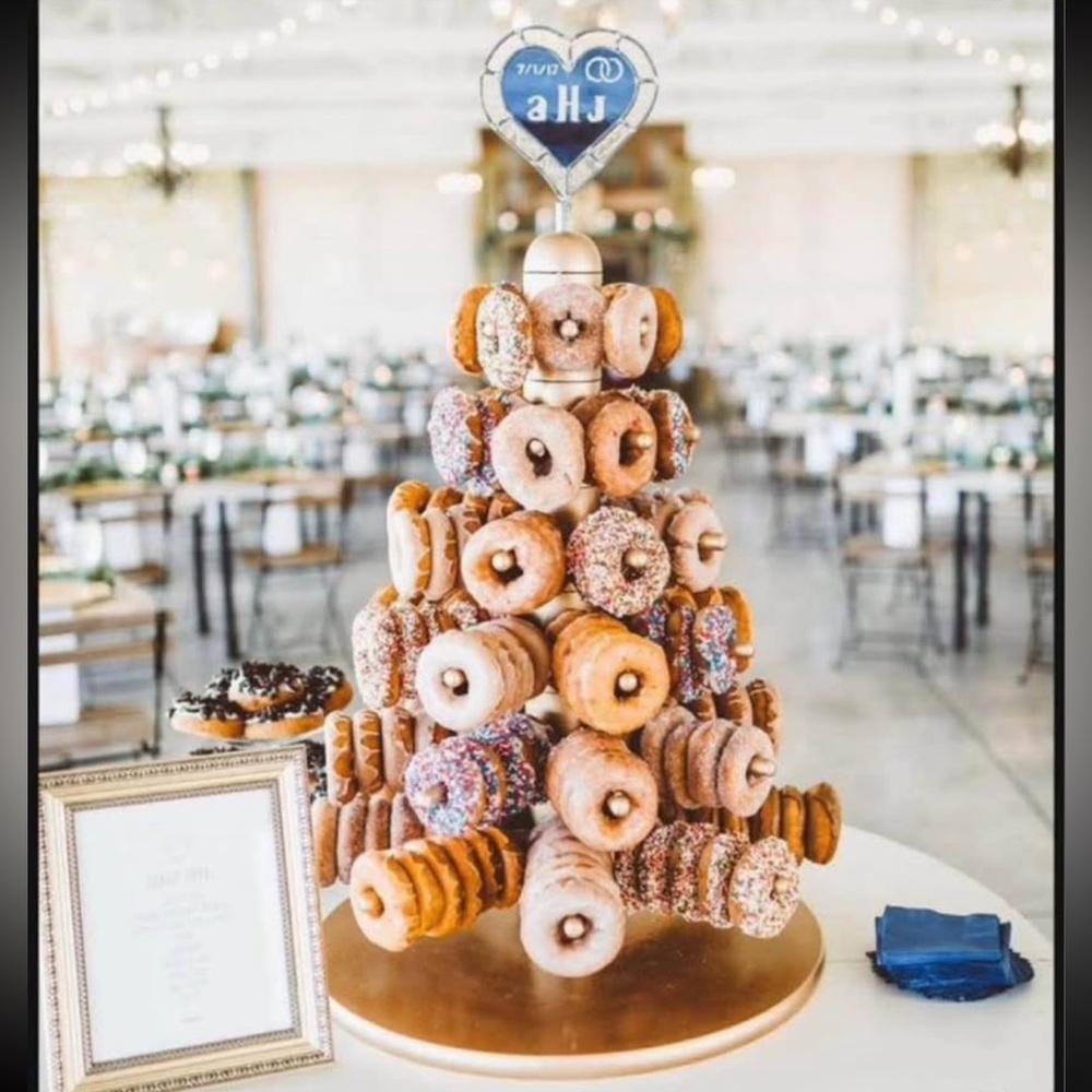 🌲 Wooden Christmas Tree/ Donut Tree. 2 FEET TALL. **Unassembled** LIKE NEW